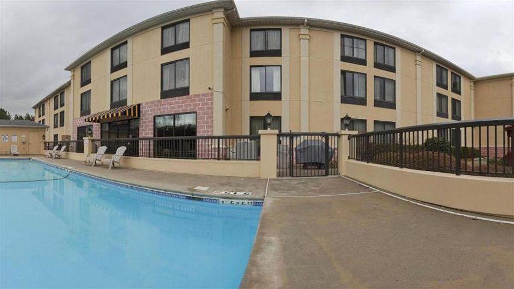 Hotel Express & Charlotte Arpt-belmont By Ihg Belmont