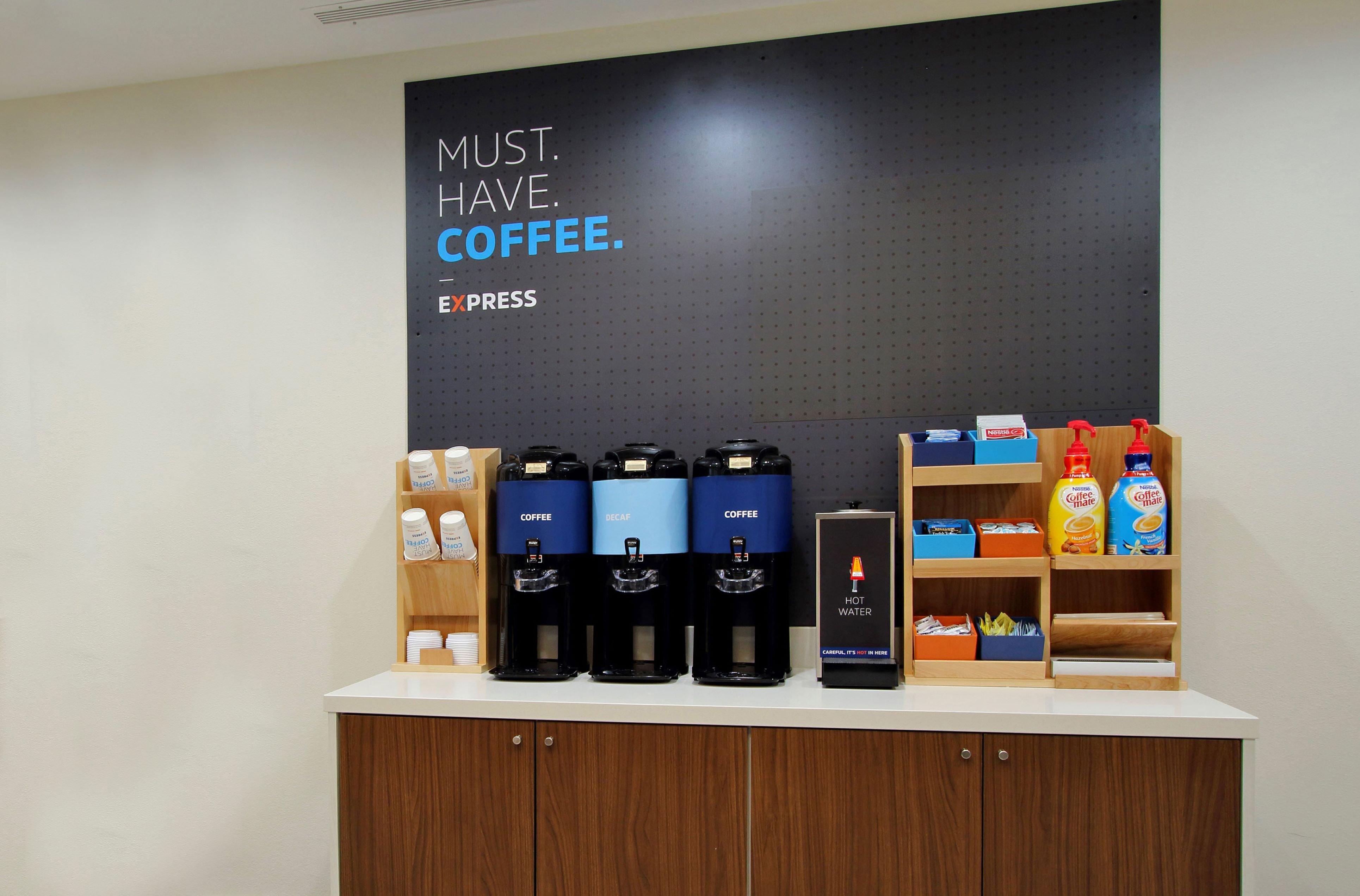 Express & Charlotte Arpt-belmont By Ihg Hotel